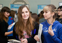 Абитуриентки