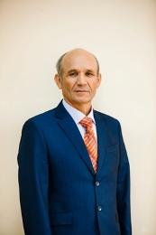 Akhmadullin Ulfat Zigannurovich