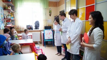 Акция "Аленький цветочек"