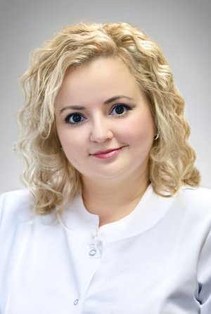 Азаматова Азалия Робертовна