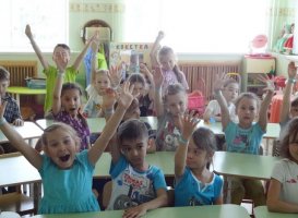 Студенты педиатрического факультета 3 курса под руководством кафедры пропедевтики детских болезней принимают активное участие в акции "Дни народного здоровья в РБ - 2016"