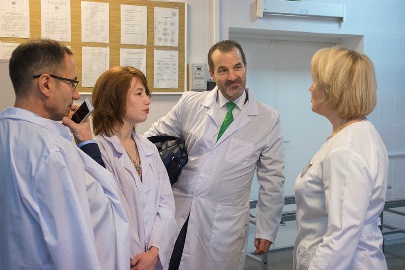 International cooperation_Мастер-класс профессора Клиники Каритас (г. Регенсбург) М. Павлика в Клинике БГМУ.jpg