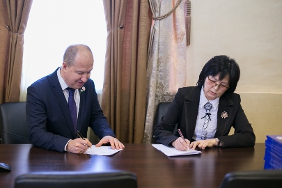 International cooperation_Подписание соглашения с ЮКГФА.jpg