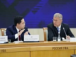 Валентин Павлов принял участие в работе первого заседания Совета при Главе республики по внедрению ИИ
