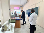 «Мы должны воспитать лучшую молодежь для нашей страны»: ректор БГМУ поздравил с Новым годом воспитанниц спецучилища Ишимбая