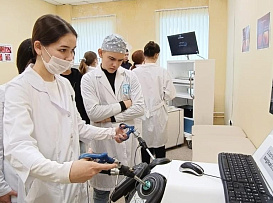 Ученики предуниверсария БГМУ посетили практические занятия в Университете