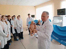 Ученики предуниверсария БГМУ посетили практические занятия в Университете
