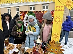 В студенческом городке Университета отметили Масленицу 